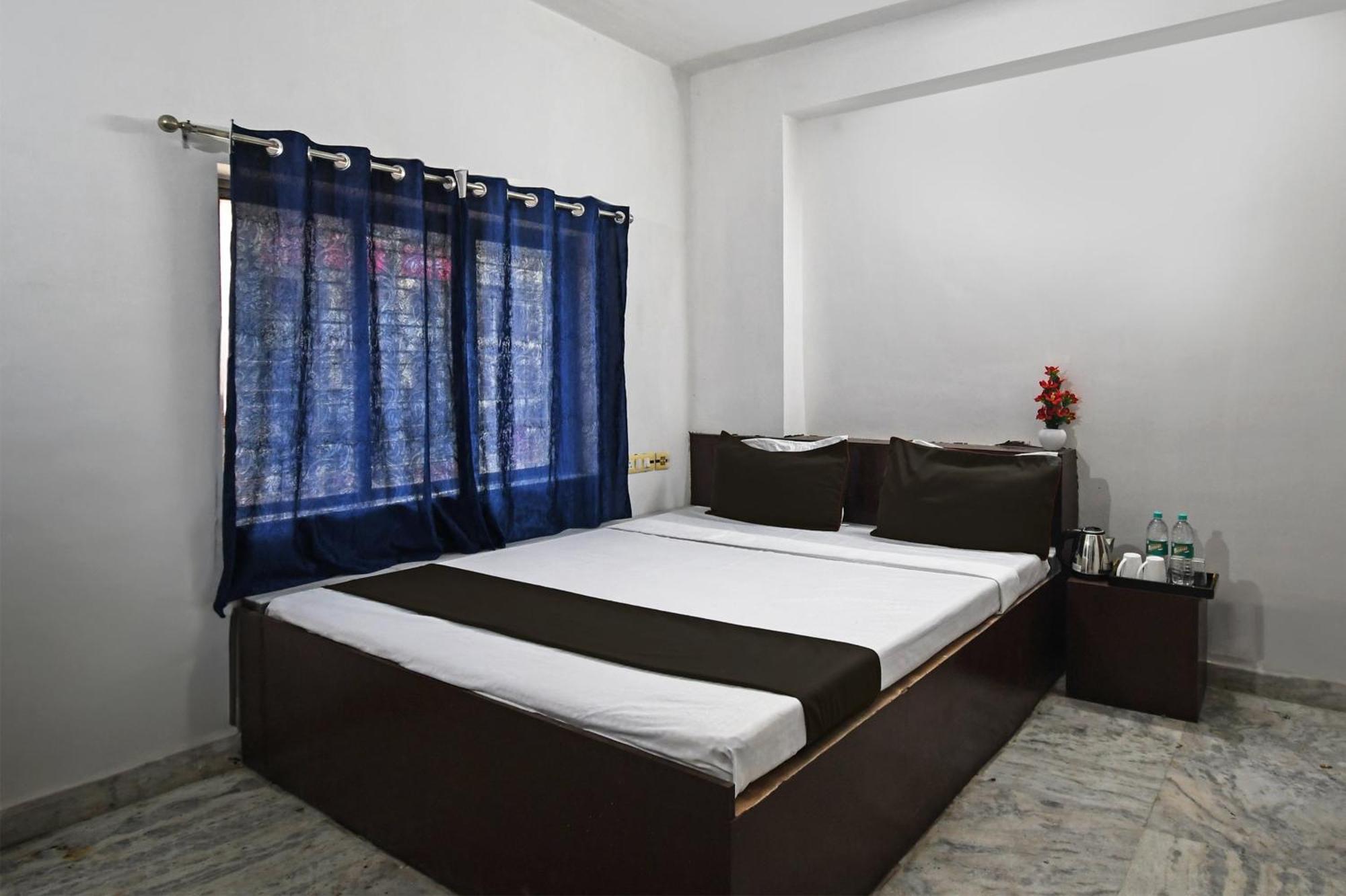 Oyo Hotel Chinar Park コルカタ エクステリア 写真