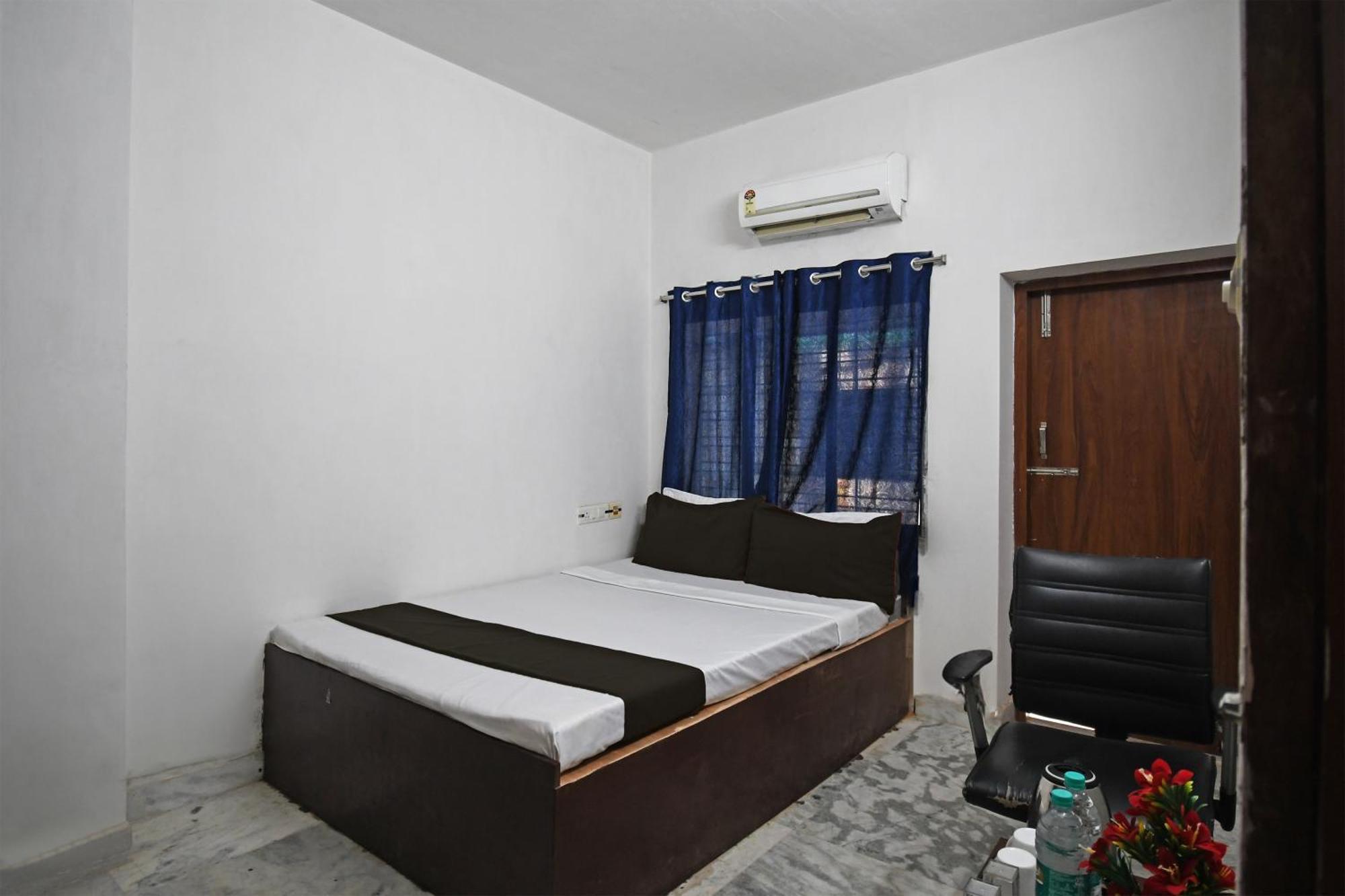 Oyo Hotel Chinar Park コルカタ エクステリア 写真